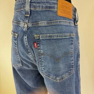 Levi's Women’s 725 High Rise Bootcut Jeans Size 31